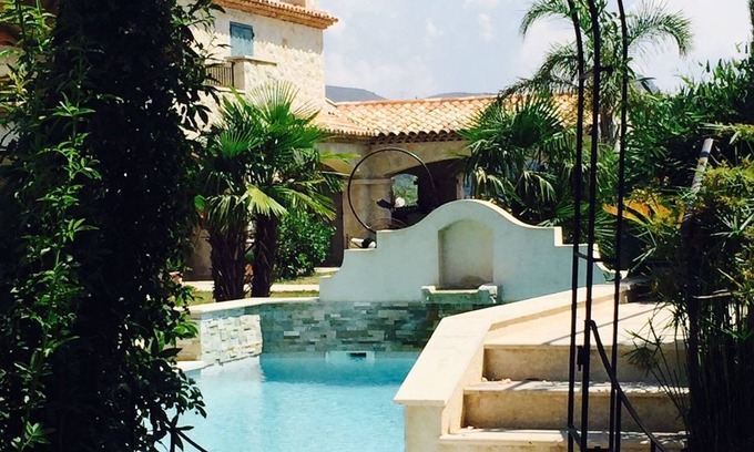 Tourrettes-sur-Loup Bed & Breakfast | Les 4 éléments