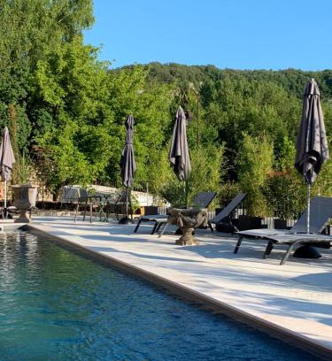 Les Eyzies Apartment | Les appartements d artiste de la Villa du 15 - Restaurant La Maison - piscine chauffée