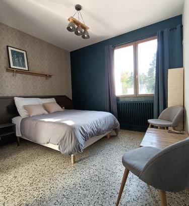 Monlet House | Les Bois de Malaguet - gite d'étape et de séjour