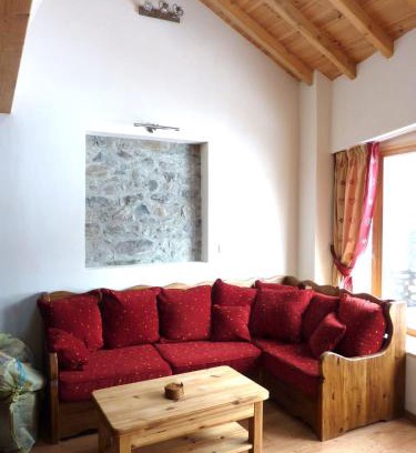 Villar-d'Arene Apartment | Les Cabasses 8 - Housing in a village house