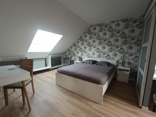 Ecommoy Apartment | Les caves Sainte Anne