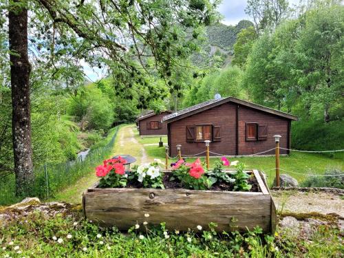 Saurat Ski Chalet | LES CHALETS de MONTORGUEIL
