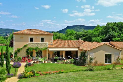 Veyrines-de-Domme Bed & Breakfast | Les Chenes Rouges