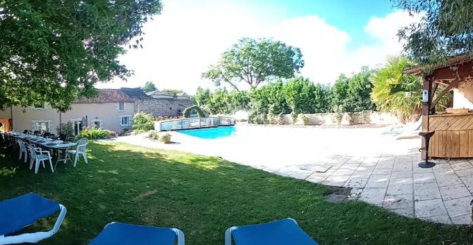 Doue-la-Fontaine Bed & Breakfast | Les dodos de Rose