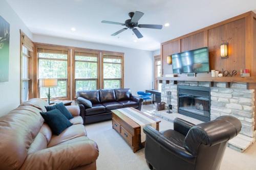Tremblant-Les-Eaux Apartment | Les Eaux Tremblant - Luxury Chalet with Pool & Spa and AC