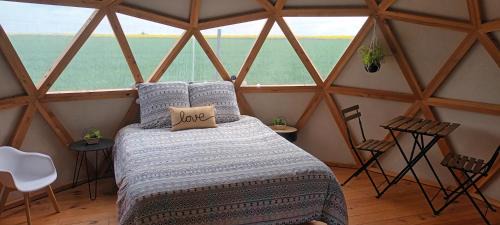 Oucques Other | Les Ecogîtes de la sablière bulle géodésique