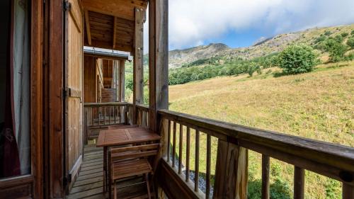Saint-Sorlin-d'Arves Apartment | Les Ecureuils B11 - Studio montagne 3 pers
