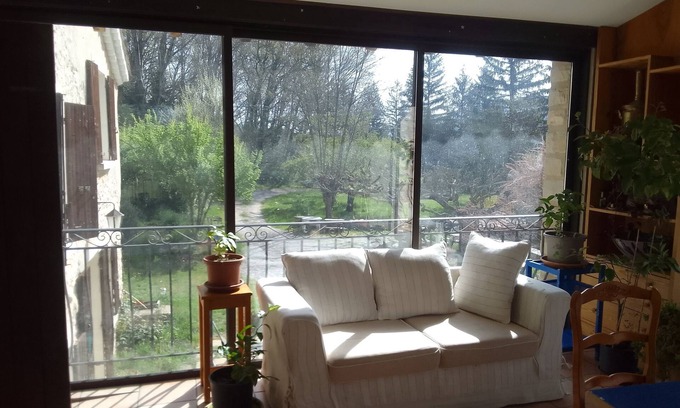 Dauphin House | Les Favouilles