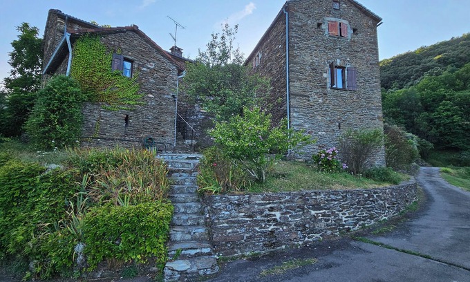 Saint-Hilaire-de-Lavit House | Les Gîtes de la Mazière - Le Mazet