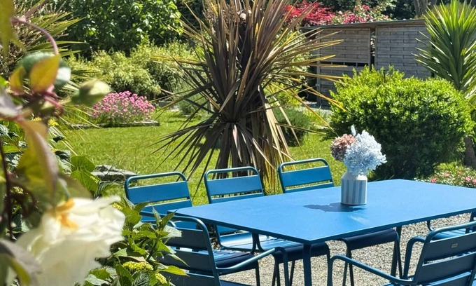 Guimaec House | Les Galets - family house in the village of Guimaec 8p