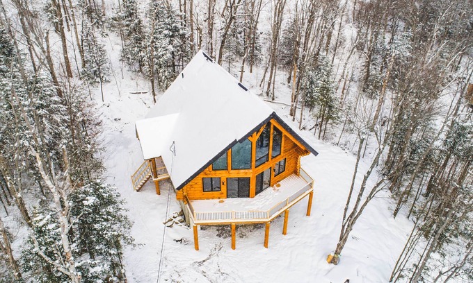 Saint-Philemon House | LES GRANDS BOIS - BRAND NEW MODERN LOG CABIN NEAR THE SKI RESORT