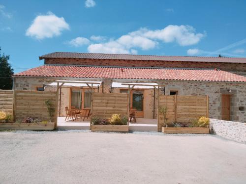 Les Epesses House | Les Granges des Petits Couleurs