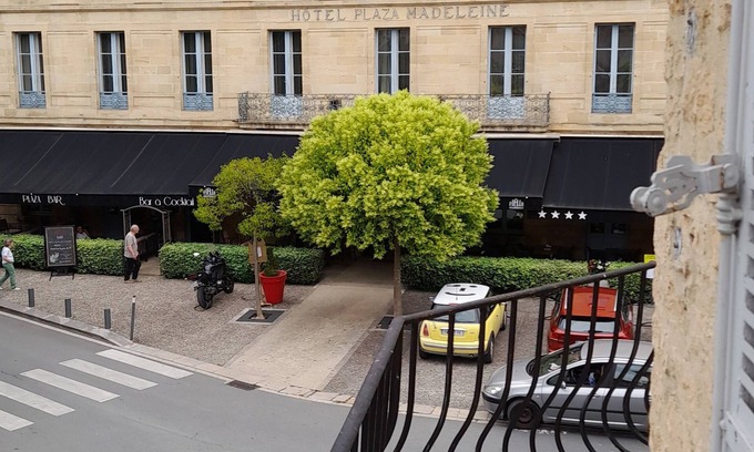 Sarlat-la-Caneda Apartment | Les Hirondelles à 200m du Coeur