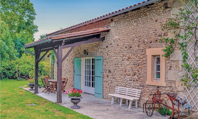 Vanxains House | Les Hirondelles