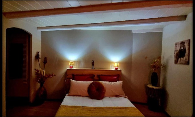 Bernin House | Les Jardins de Kuz - Lion
