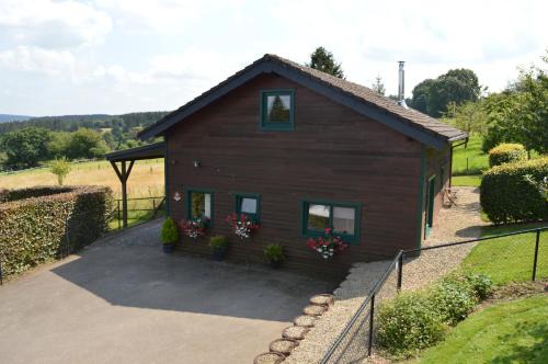 Ligneuville House | Les Mélèzes à Stavelot, 5 Personnes