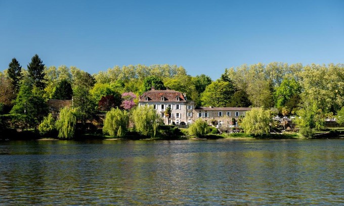 Lalinde Bed & Breakfast | Les Magnolias