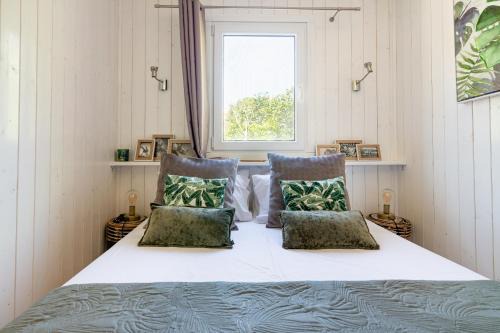 Amberieu-en-Bugey House | Les minis homes du Bugey - Eco-lodge Nature ,un refuge en hyper centre