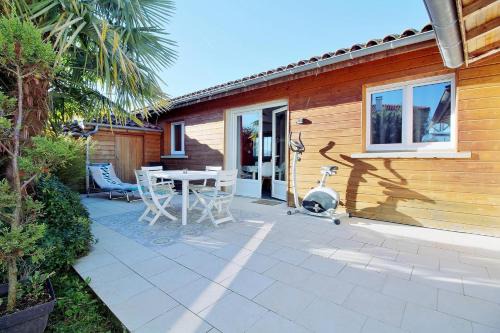 Semeac Apartment | Les Palmiers