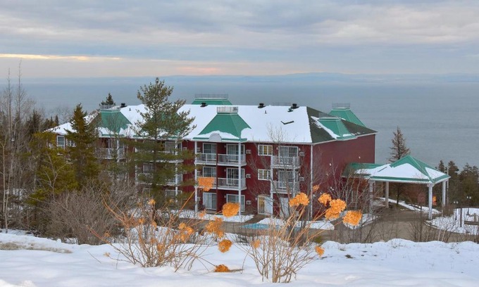Pointe-au-Pic Hotel | Les Pavillons du Petit Manoir du Casino