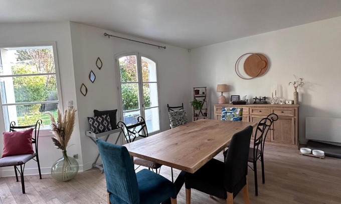 Auvers-sur-Oise Bed & Breakfast | Les Persiennes