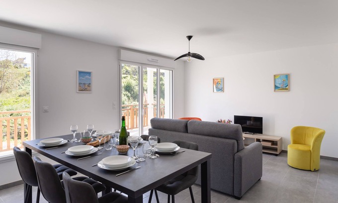 Sables-d'Or-les-Pins Apartment | Les pins 210 - Appt à moins d'un km de la plage