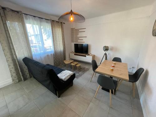 Pin - Vert Galant Apartment | LES PINS - 24 Heures du Mans