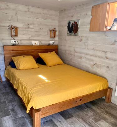 Issoire Bed & Breakfast | Les Poules heureuses
