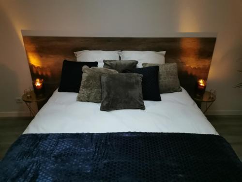 Mezy-sur-Seine Apartment | Les Sansonnets Appart & Spa