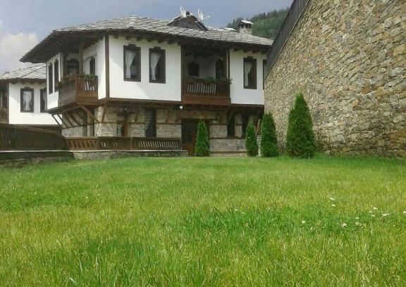 Leshten House | Leshtenski Perli