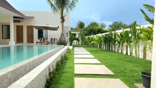 Si Sunthon Villa | Lespalm Taraburi Pool Villa SHA Plus