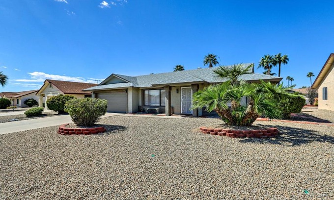 Sun City West House | Less Than 1 Mi to Golf Home with Screened Porch in Sun City