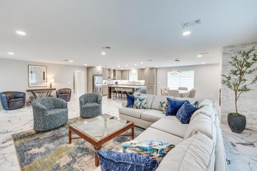 Magnolia House | Less Than 1 Mi to SAU Newly Renovated Home with Yard!