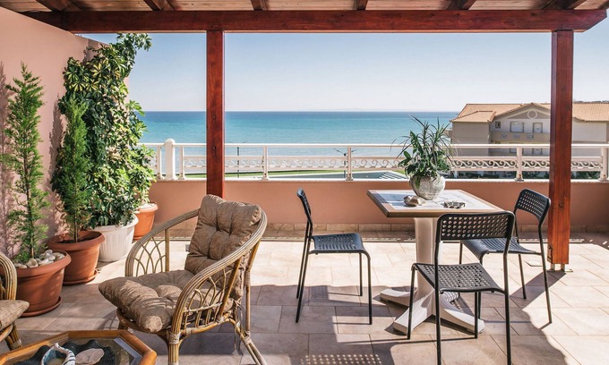 Tsilivi Apartment | Level 3 Sea View Studio