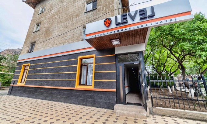 Osh Hotel | Level