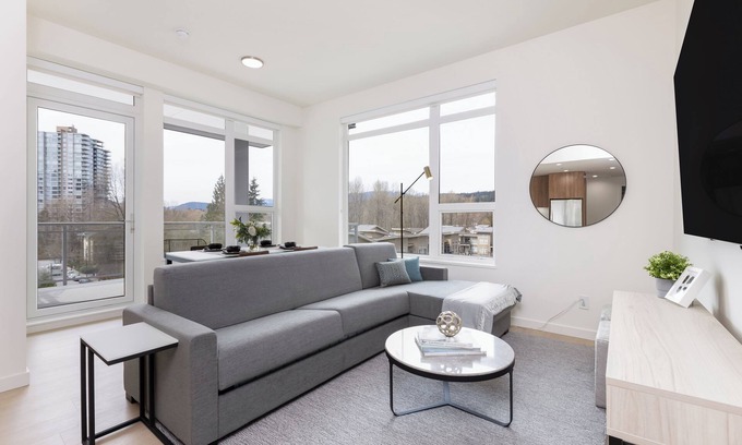 Port Moody Hotel | Level Port Moody- Two Bedroom Suite