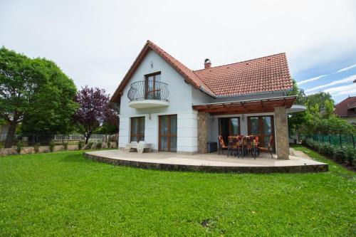 Balatonoszod Villa | Levendula Villa