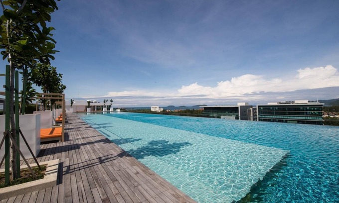 Downtown Kota Kinabalu Apartment | Levenue Homestay @ Sutera Avenue