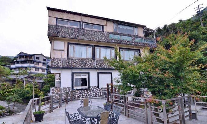 Ruifang Bed & Breakfast | Levite Villa