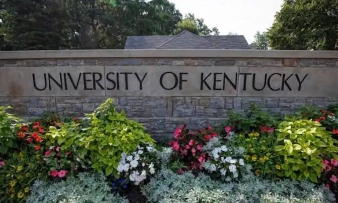 Lexington House | Lexington getaway minutes to UK!