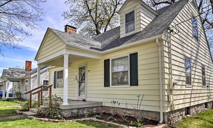 Lexington House | Lexington Getaway w/Backyard Deck < 2 Mi to UK!