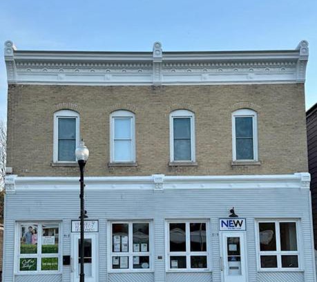 Kiel Apartment | LG Lofts - 2 bedroom unit in Kiel close to Road America Elkhart Lake