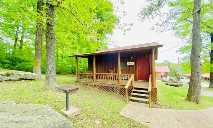 Mountain View House | Liberty Cabin Number 301