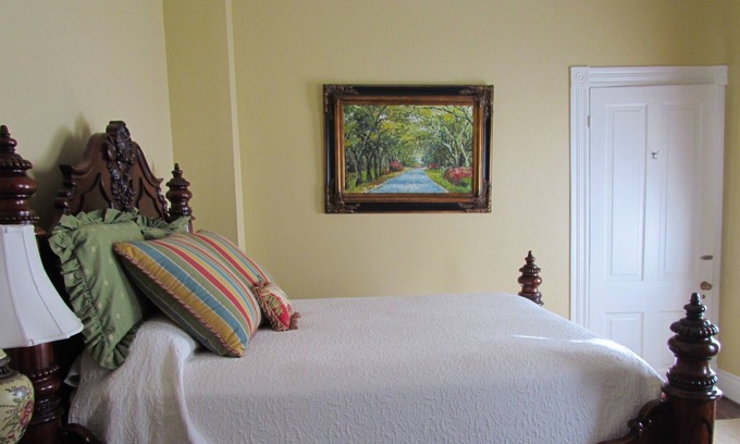 Natchitoches Bed & Breakfast | Library Suite - Elite Suite