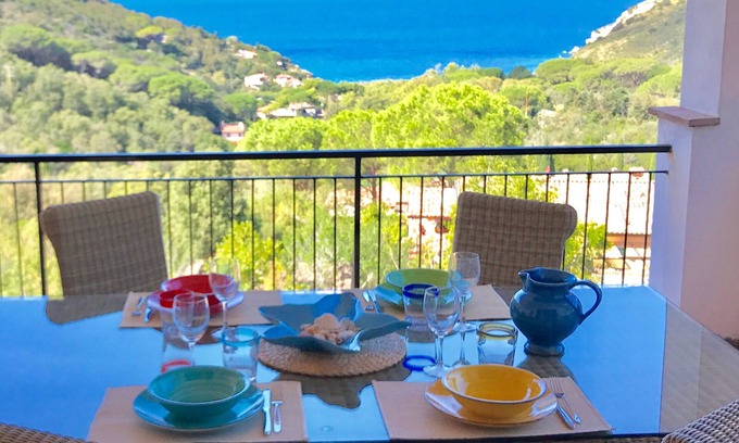 Rio nell'Elba Apartment | LIDA HOUSE three-room apartment in a beautiful panoramic location