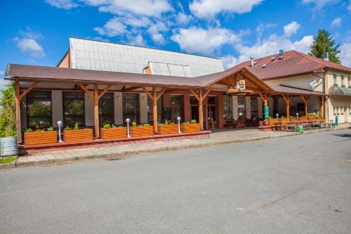 Halenkov Hotel | Lidový dům Halenkov