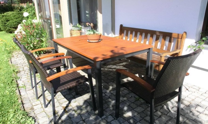 Finsterau Apartment | Liebevoll Eingerichtete Ferienwohnung mit Sauna im Schönen Erholungsort Finsterau
