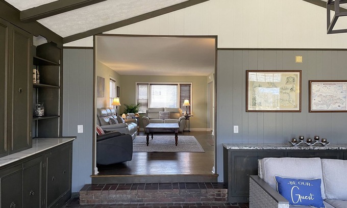 Rochester House | Life Just Got Better at 12 Corners. Convenient. Pool.