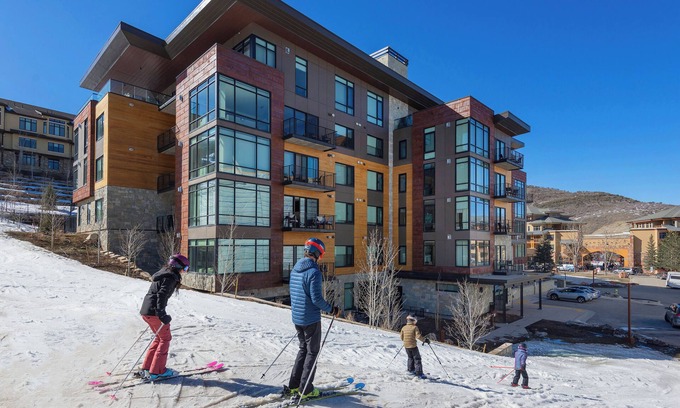 Park City Condo | Lift by All Seasons Resort Lodging