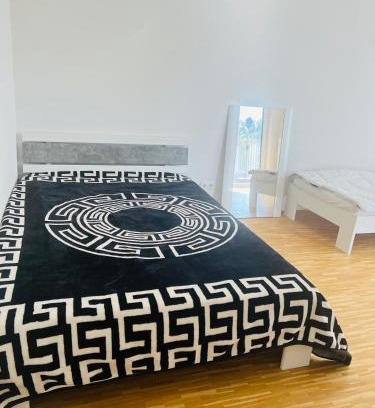 Oberfohring Apartment | Light and Spicy